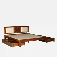 Solid Wood Queen Size Bed With Storage Drawers