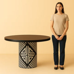 Black Modern Round Pedestal Dining Table